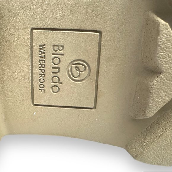 Blondo Ankle Waterproof Boots - Picture 9 of 9